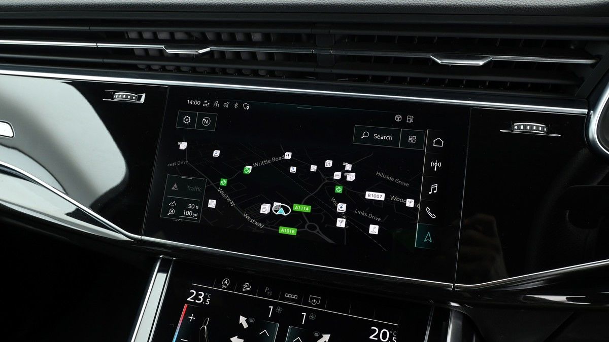 Audi Q7 Image 11