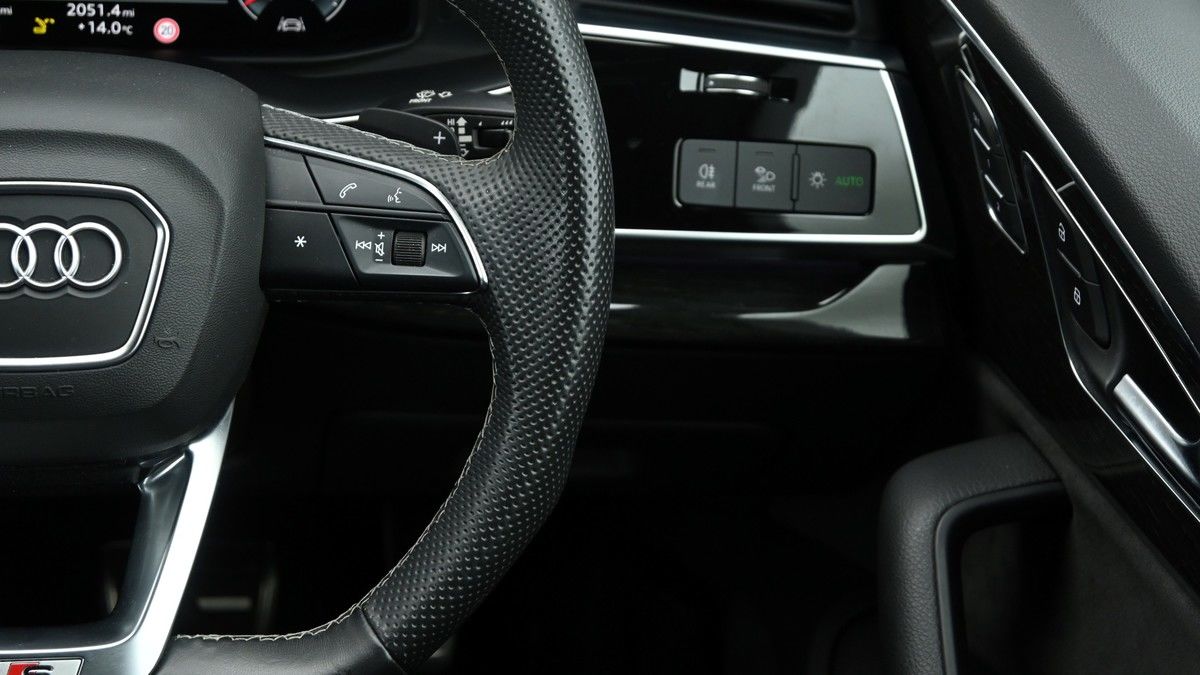 Audi Q7 Image 16