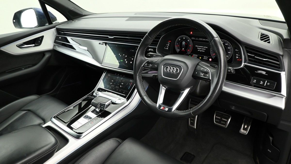 Audi Q7 Image 3