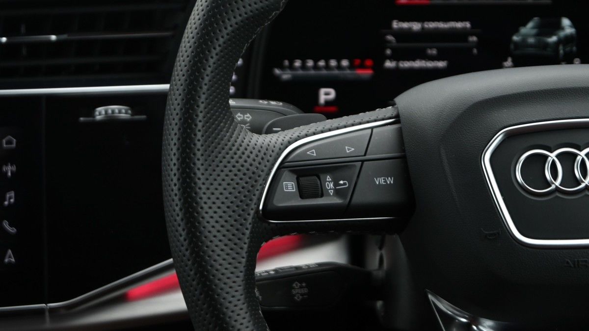 Audi SQ7 Image 15