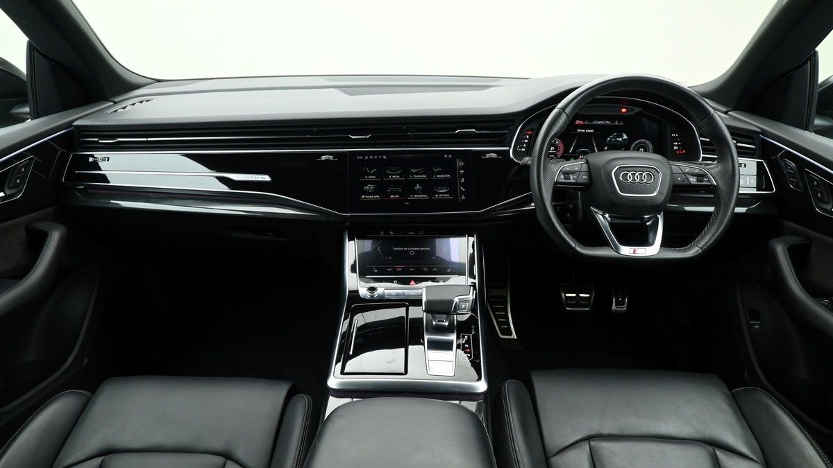 Audi Q8 Image 14