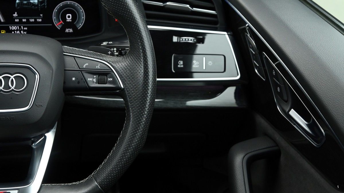 Audi Q8 Image 16