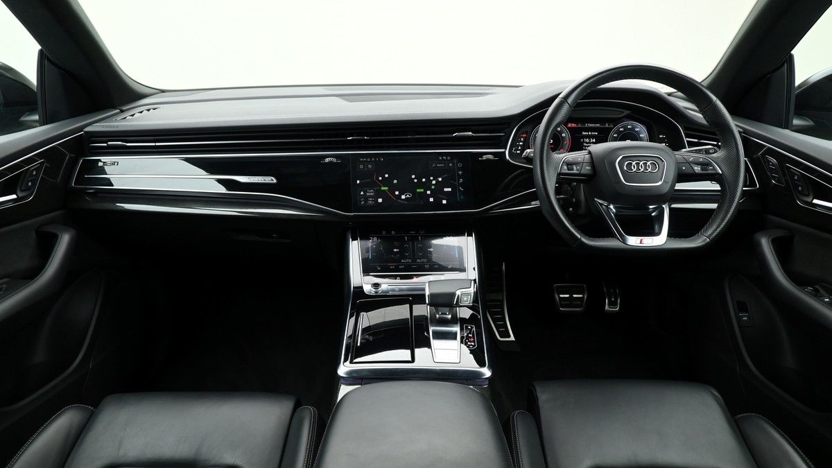 Audi Q8 Image 13