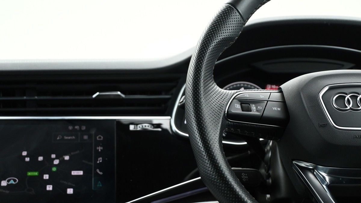 Audi Q8 Image 14