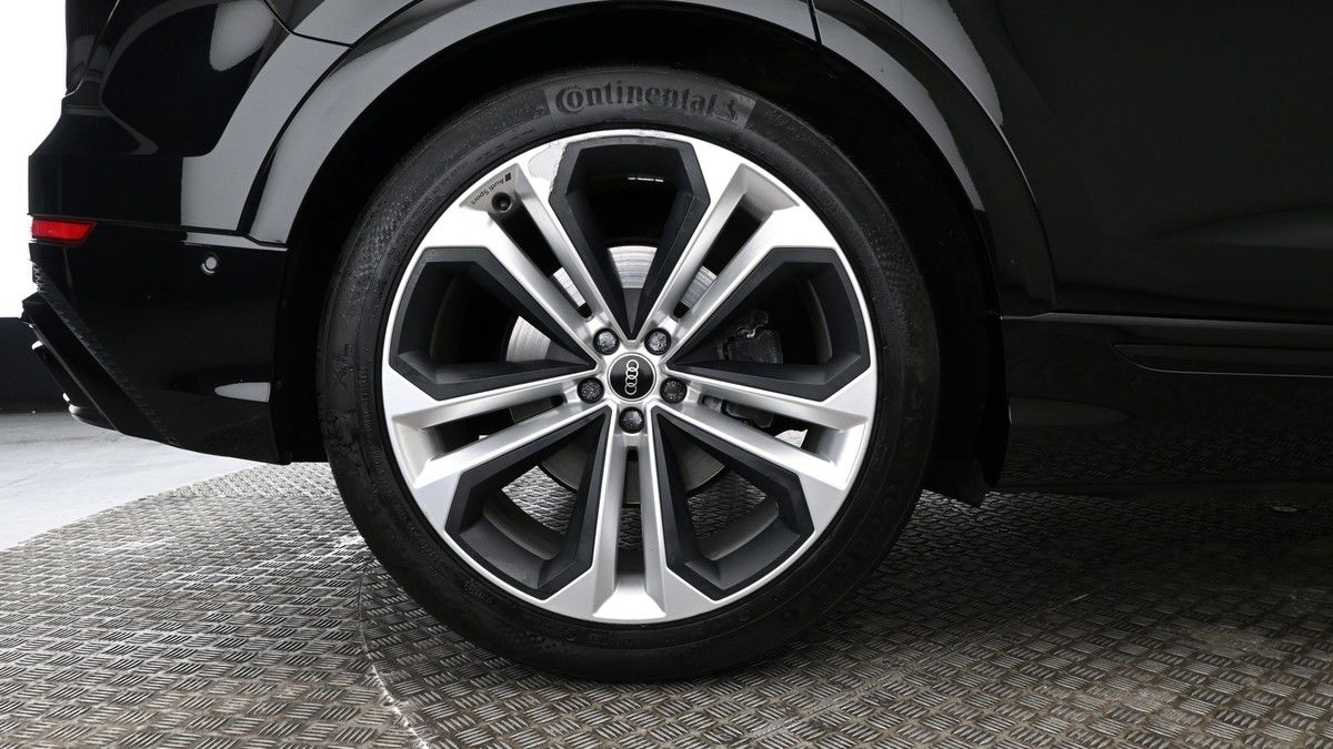 Audi Q8 Image 8