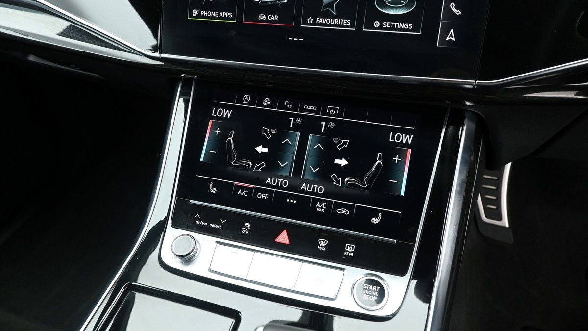 Audi Q8 Image 11