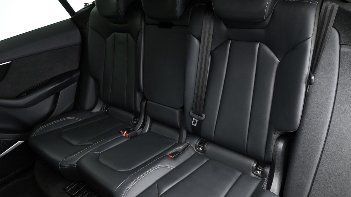 Audi Q8 Image 4