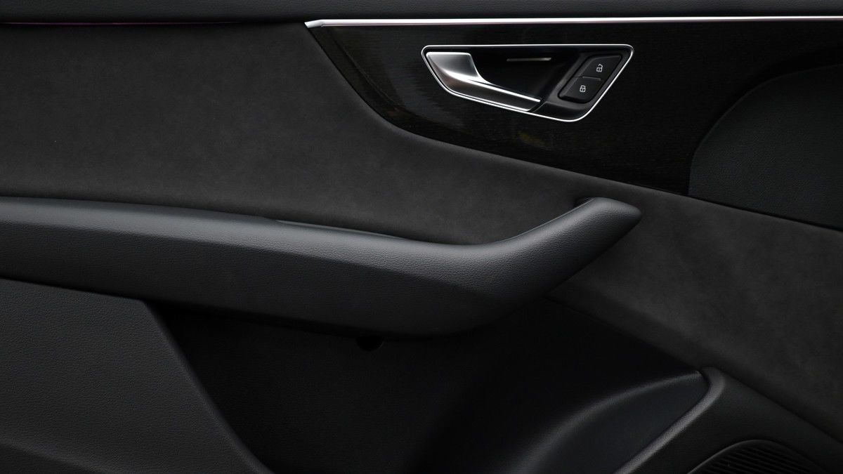 Audi Q8 Image 12