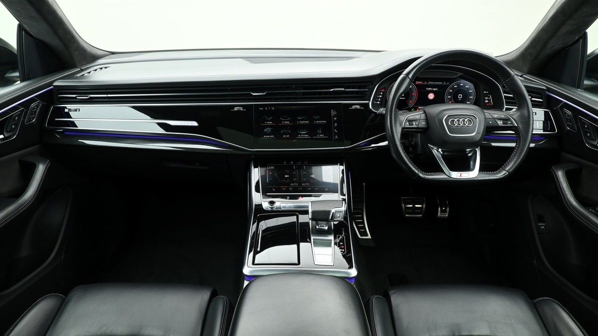 Audi Q8 Image 14