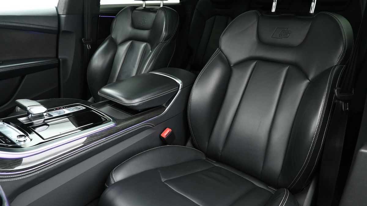 Audi Q8 Image 4