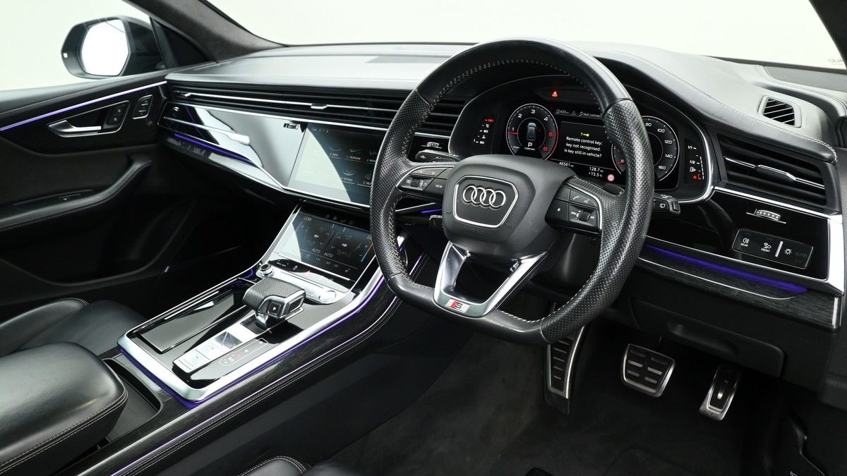 Audi Q8 Image 3