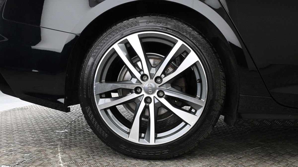 Audi A6 Avant Image 9