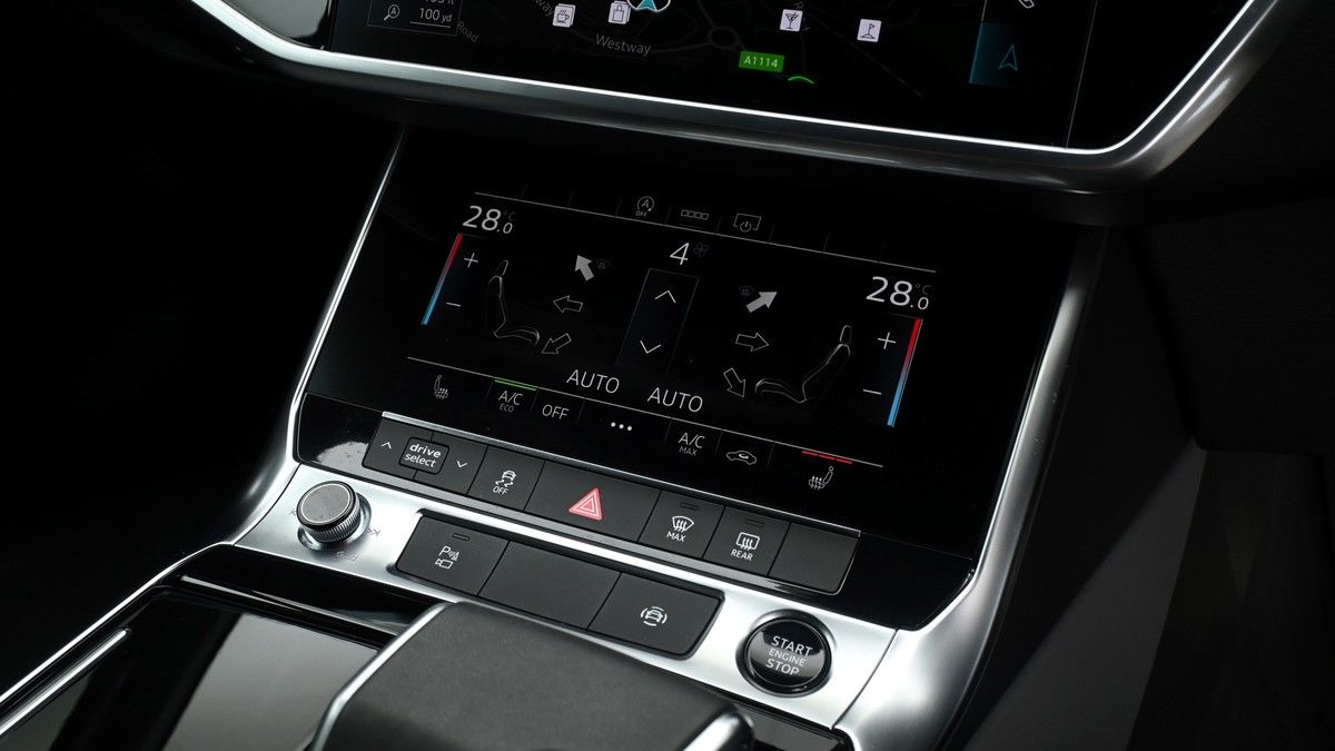 Audi A6 Avant Image 11