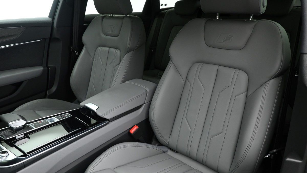 Audi A6 Avant Image 3