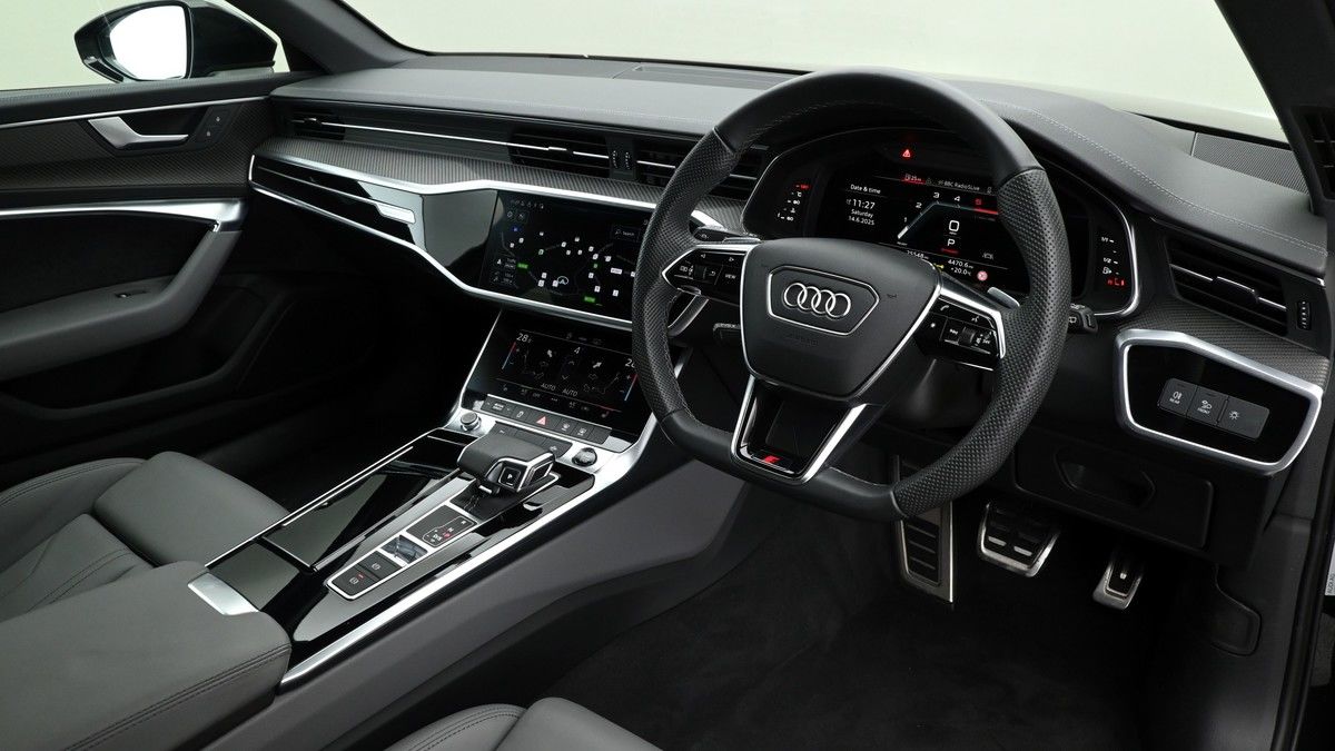 Audi A6 Avant Image 2