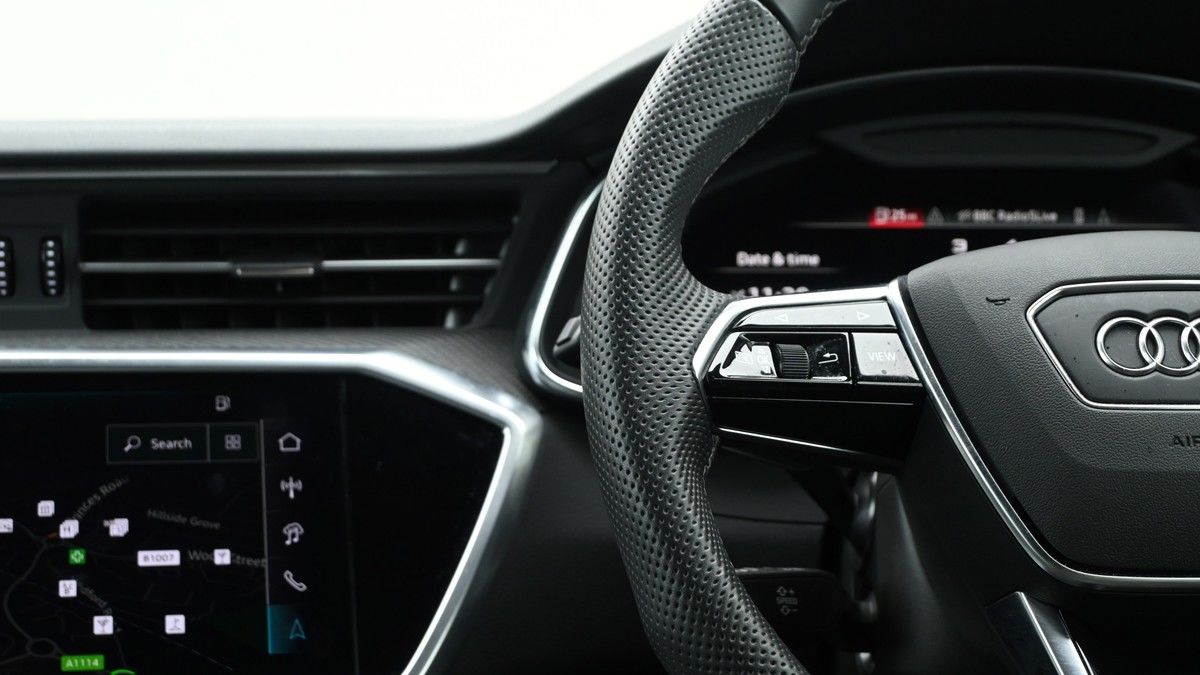 Audi A6 Avant Image 14