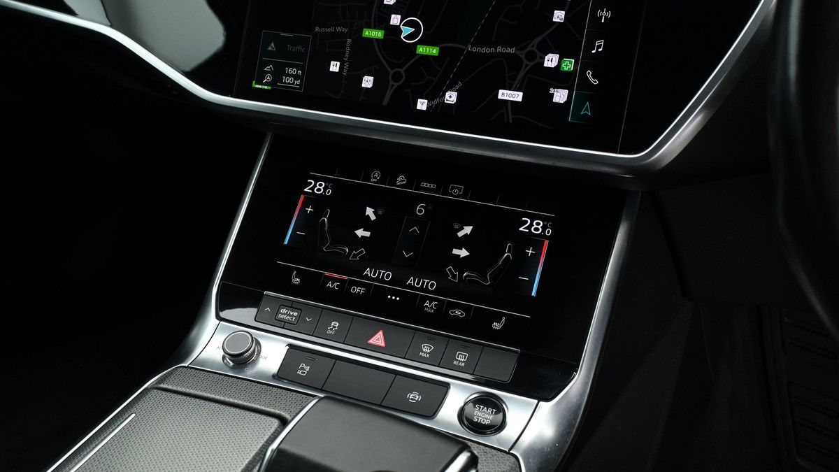Audi A6 Allroad Image 11