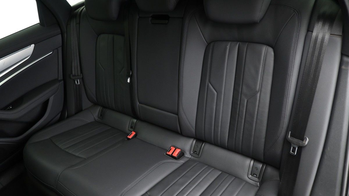 Audi A6 Allroad Image 4