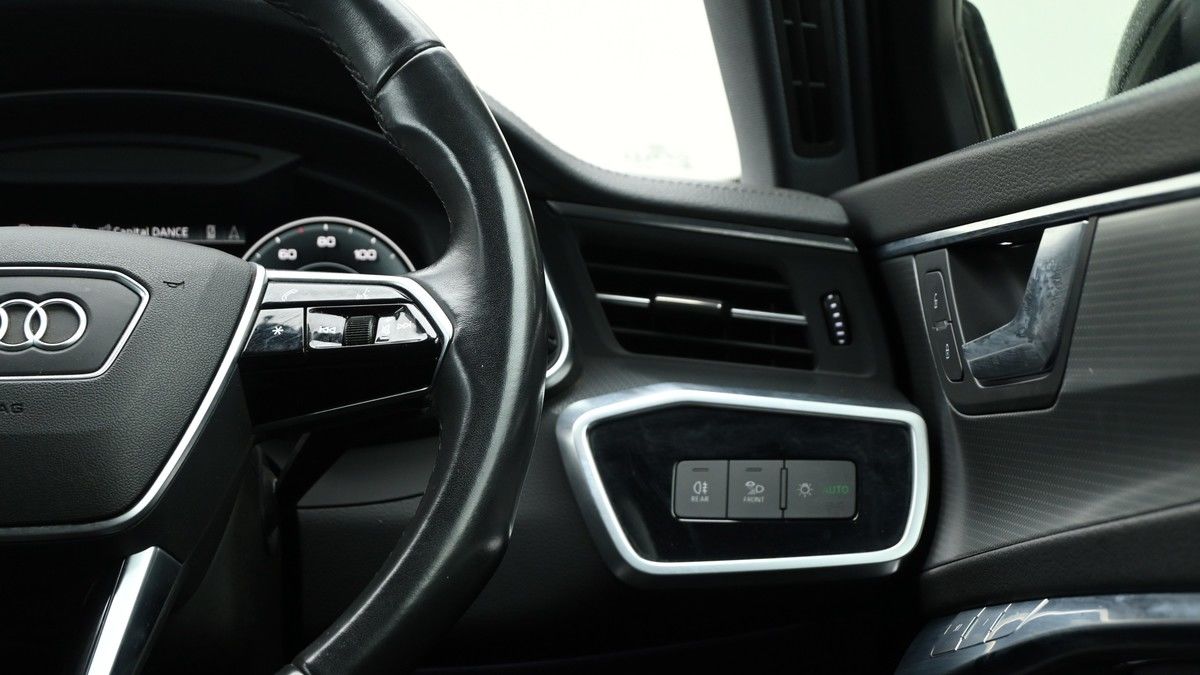 Audi A6 Allroad Image 15