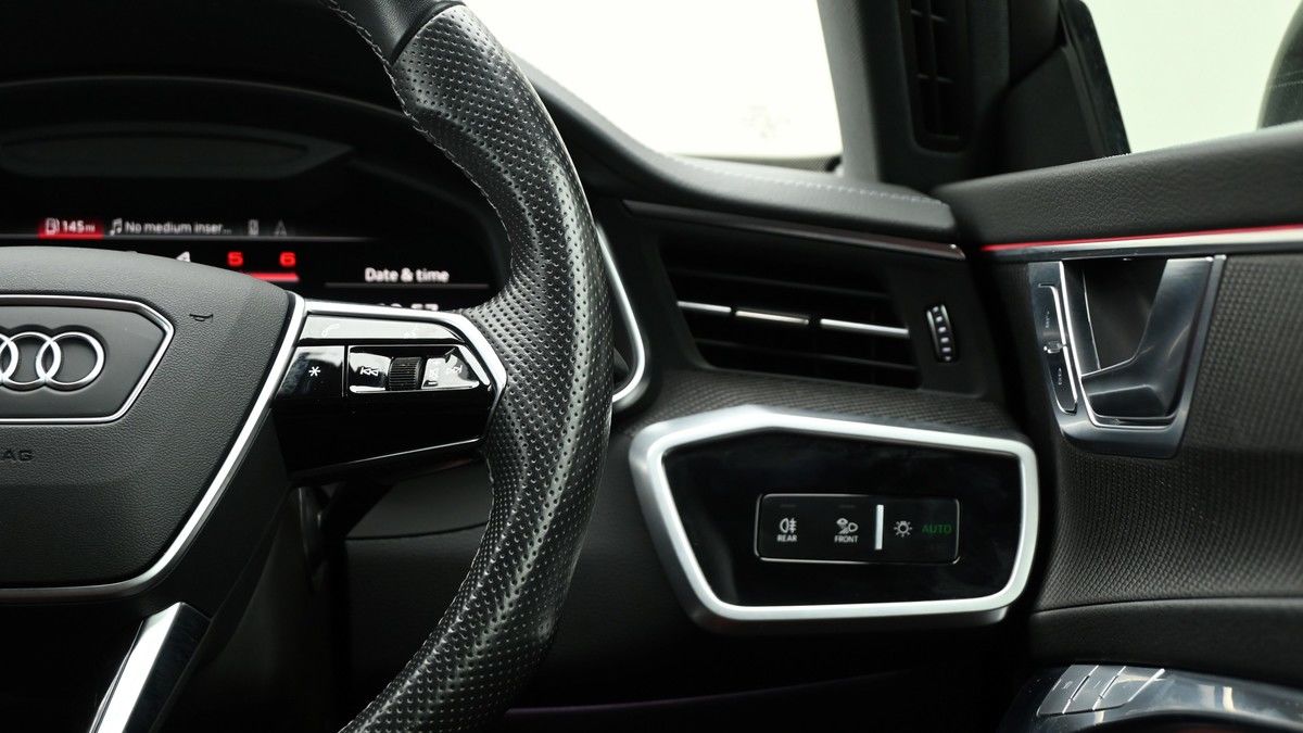 Audi S7 Image 15