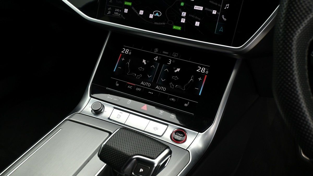 Audi S6 Saloon Image 11