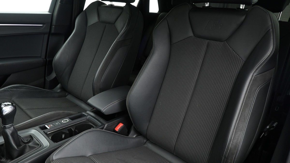 Audi Q3 Image 4