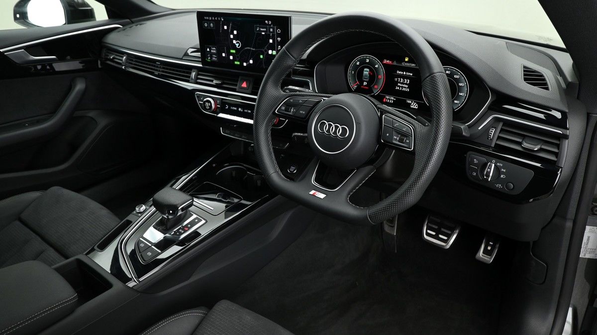 Audi A5 Image 2