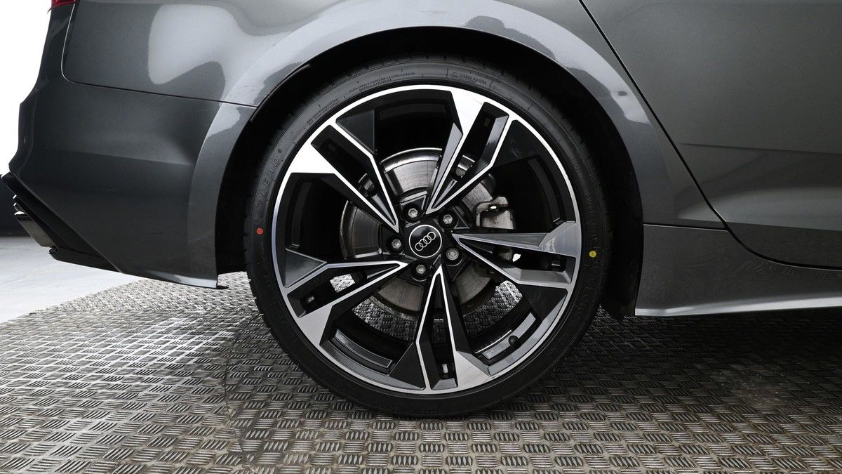 Audi A5 Image 8