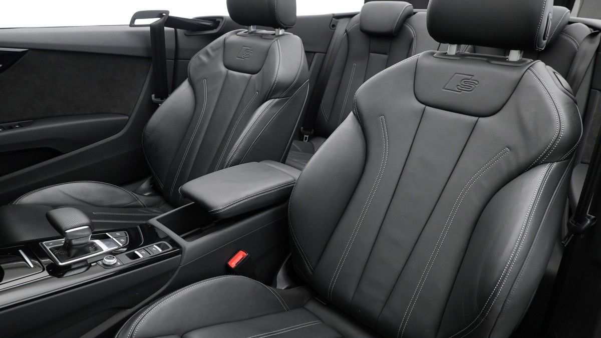 Audi A5 Cabriolet Image 4