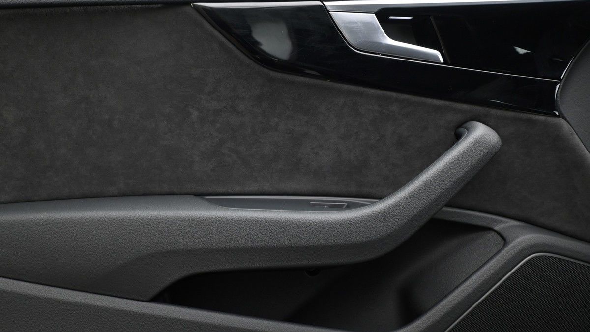 Audi A5 Cabriolet Image 13