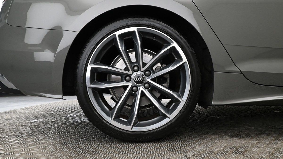 Audi A5 Image 9