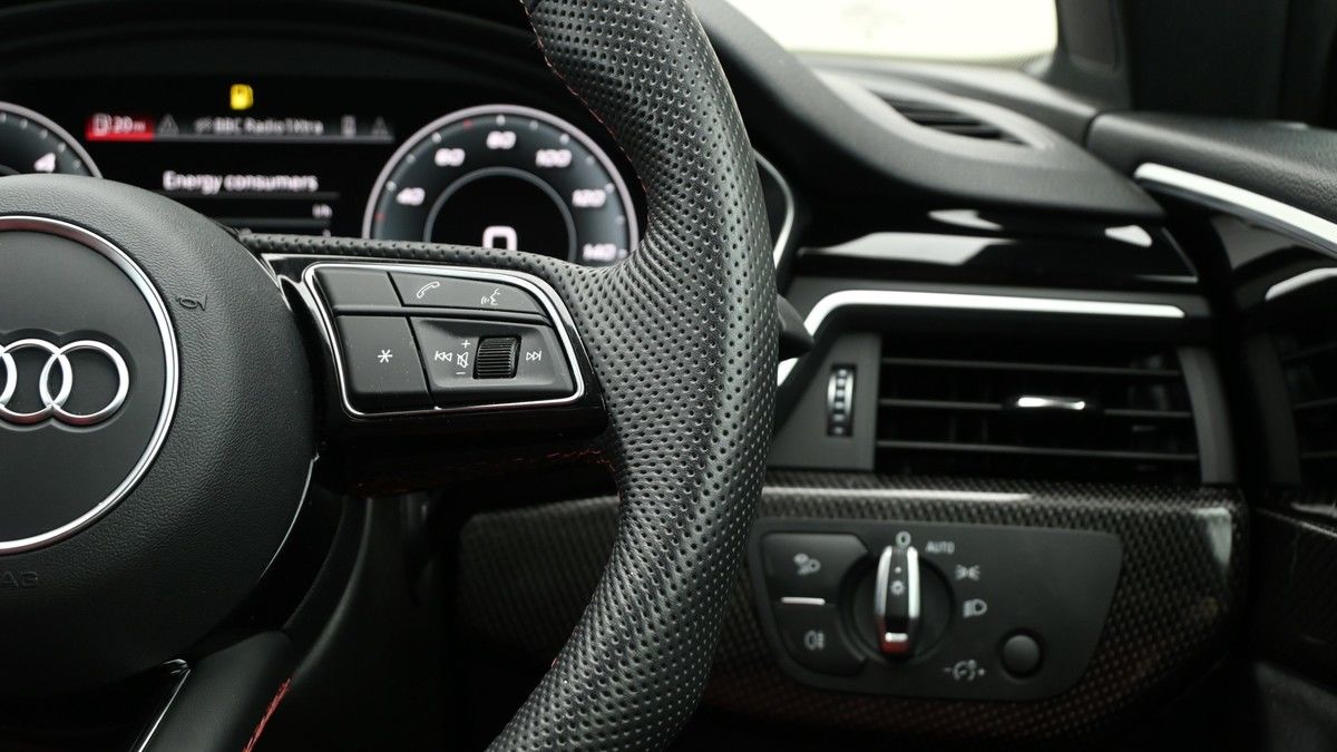 Audi S5 Image 15