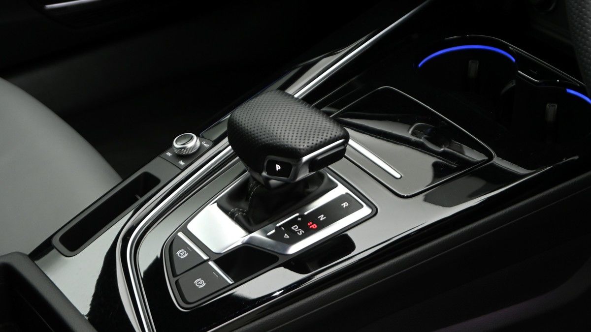 Audi A5 Image 2