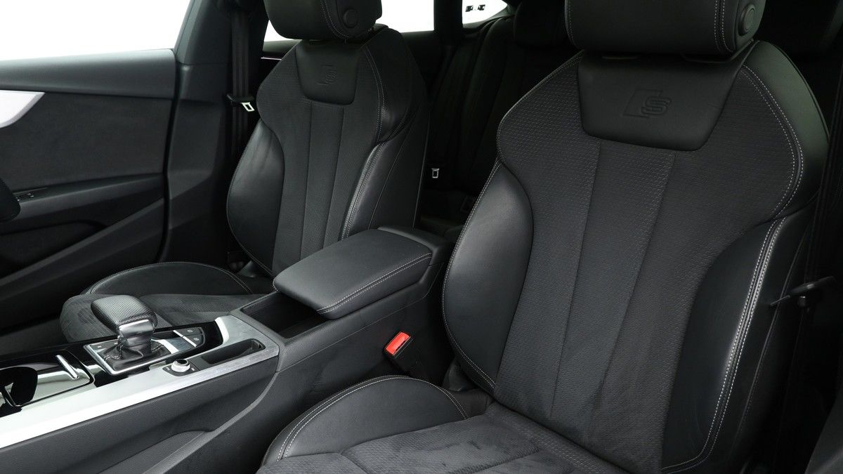 Audi A5 Image 3