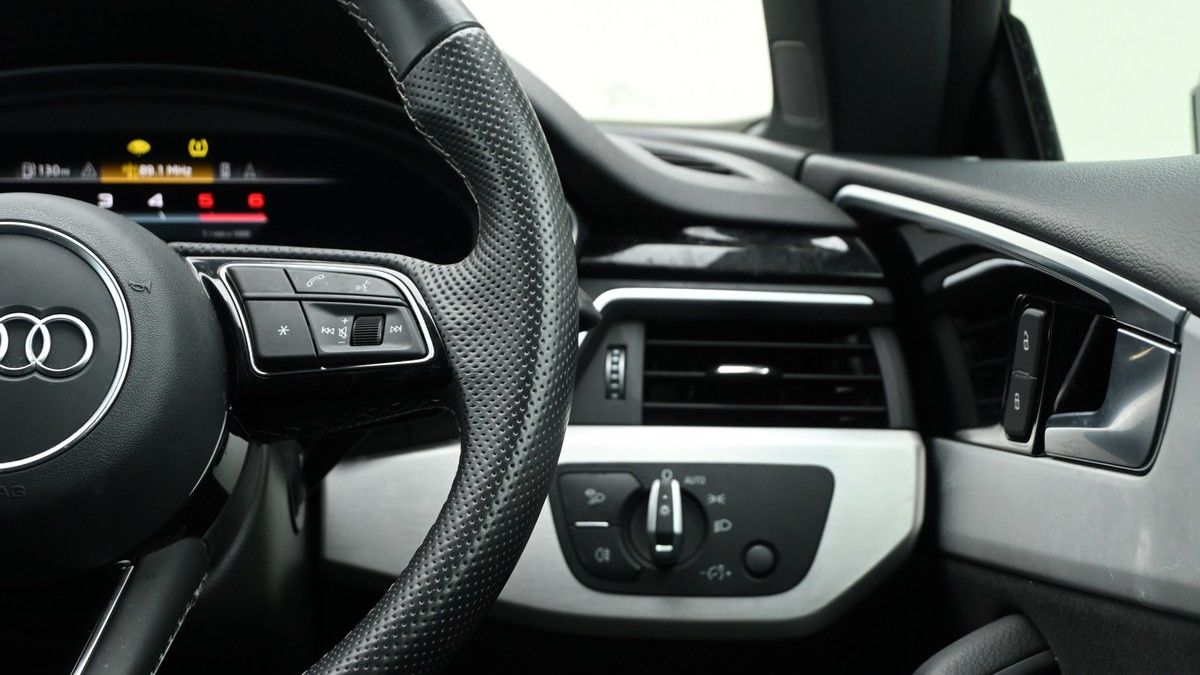Audi A5 Image 15