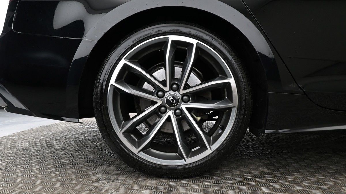 Audi A5 Image 8