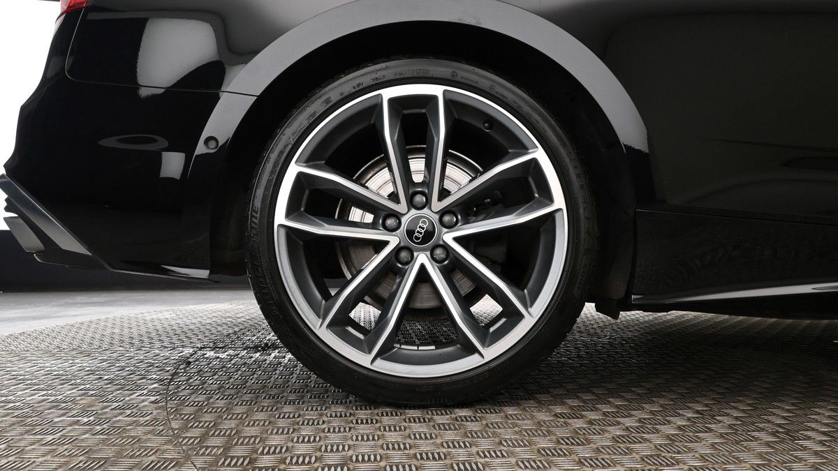 Audi A5 Image 8