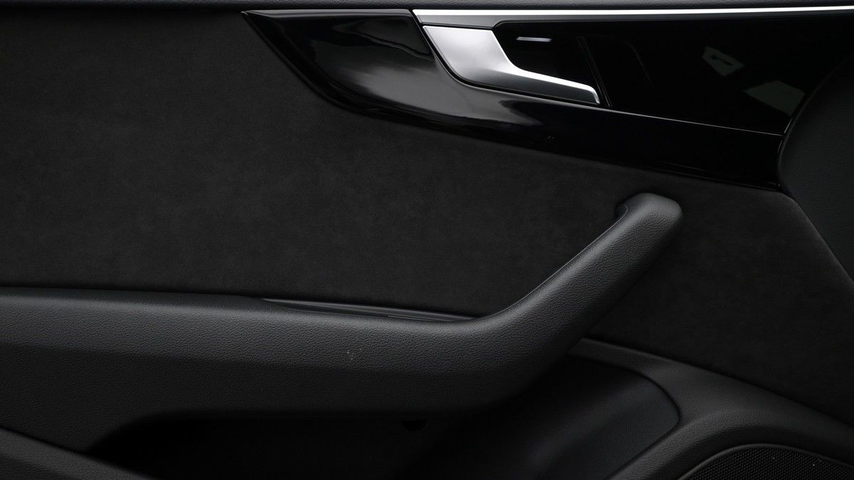 Audi A5 Image 12