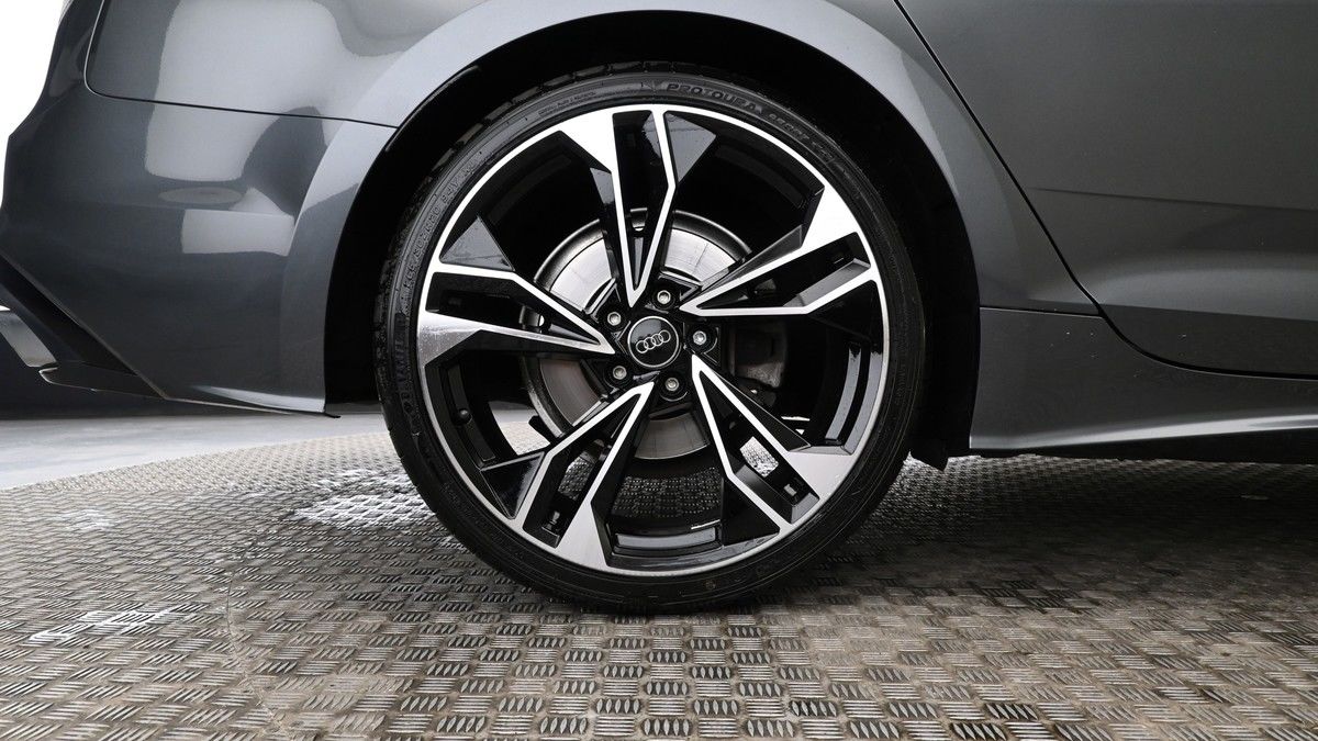 Audi A5 Image 8