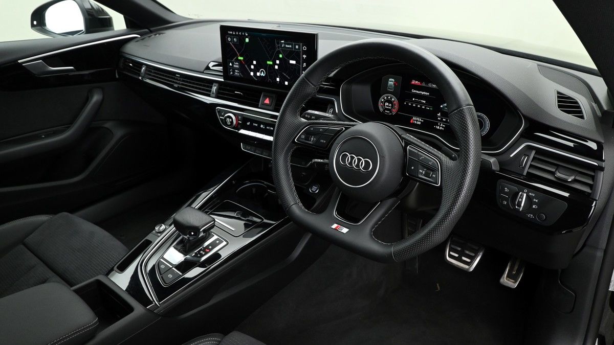 Audi A5 Image 2