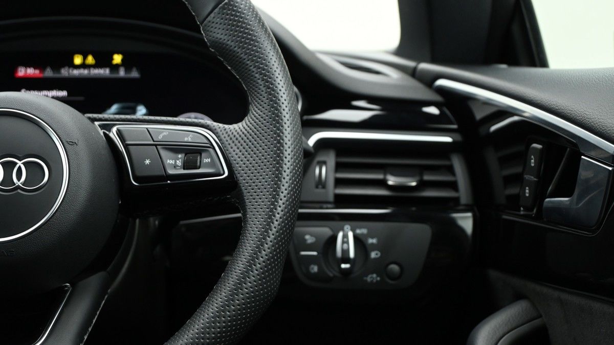 Audi A5 Image 15