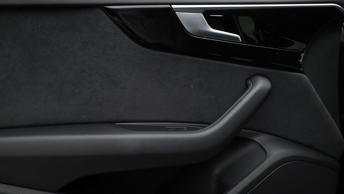 Audi A5 Image 12