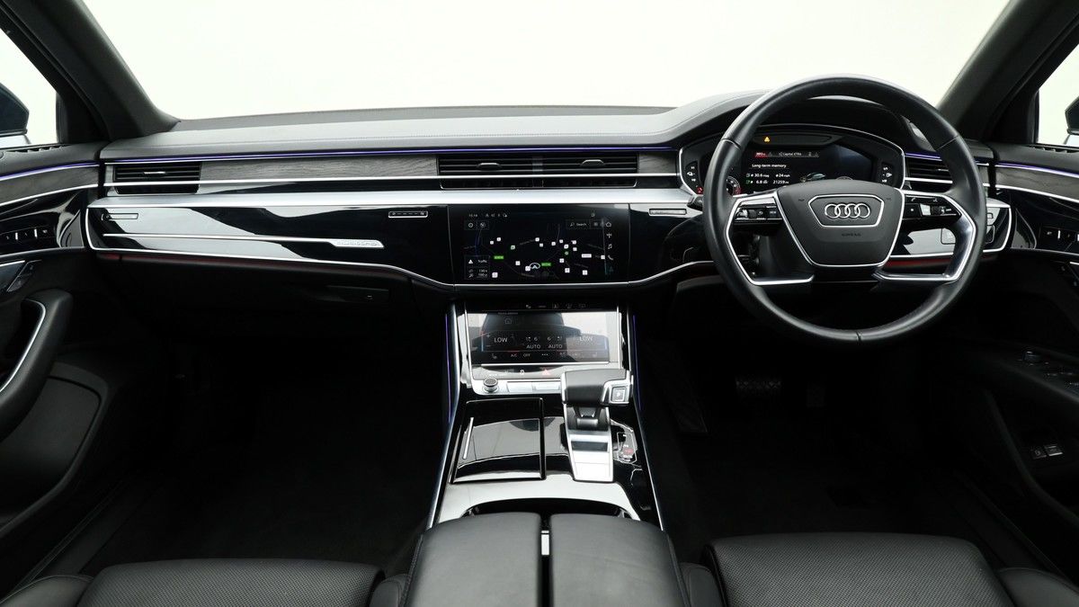 Audi A8 Image 13