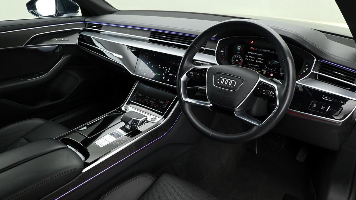 Audi A8 Image 2