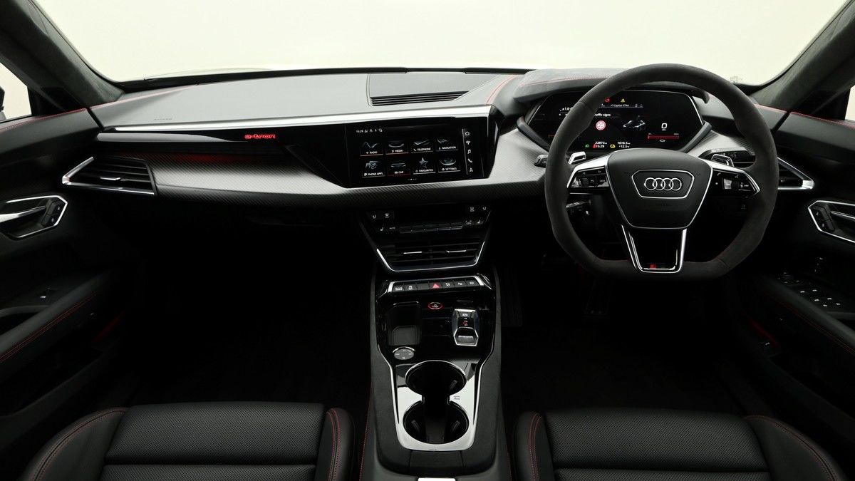 Audi RS e-tron GT Image 14