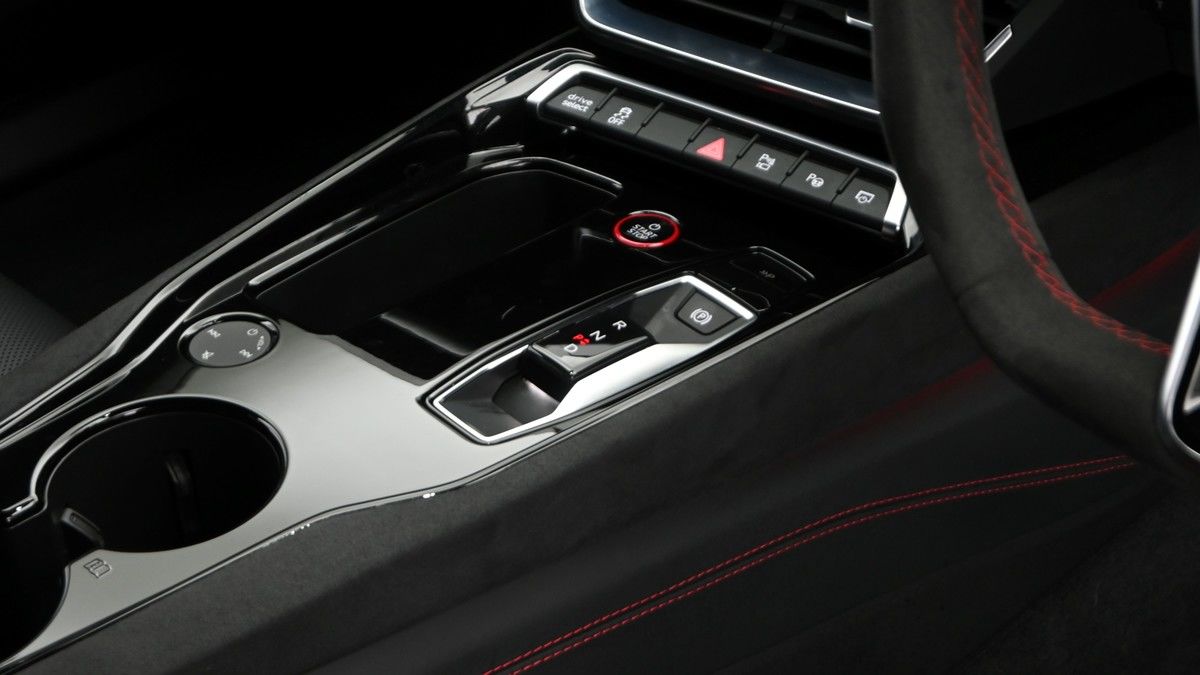 Audi RS e-tron GT Image 2
