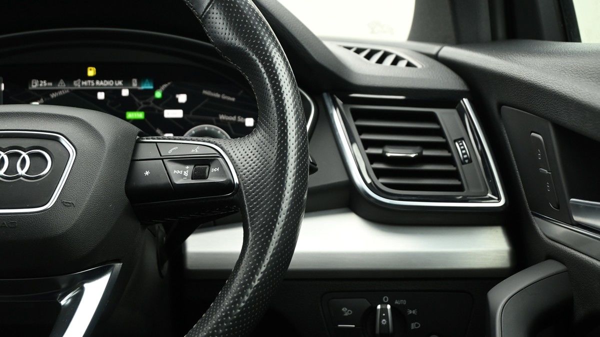 Audi Q5 Image 15