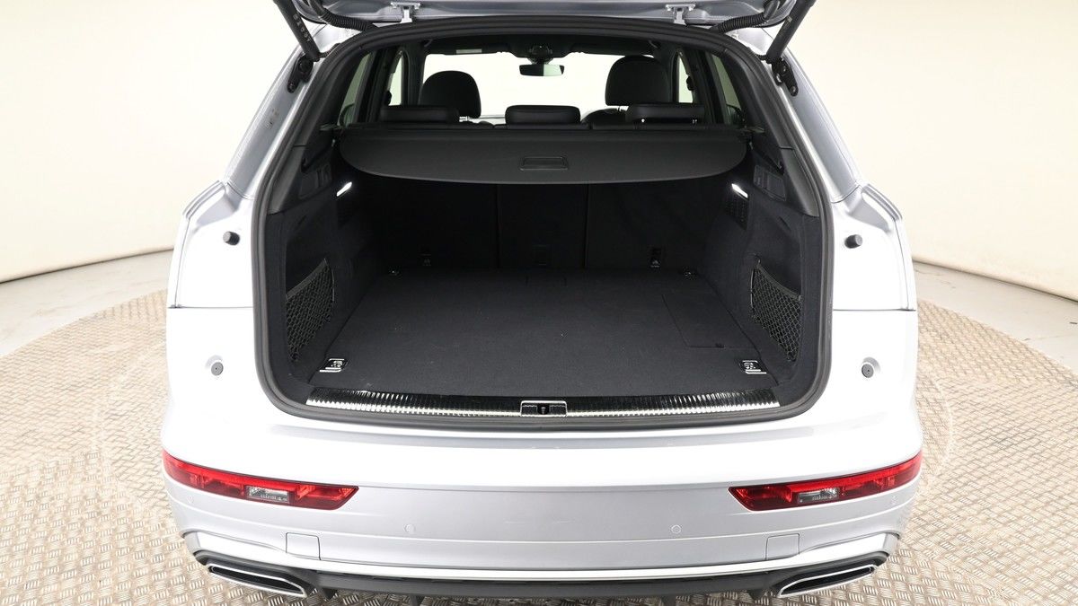 Audi Q5 Image 10