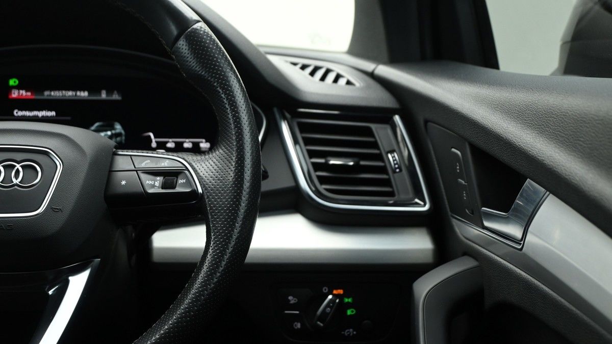 Audi Q5 Image 15
