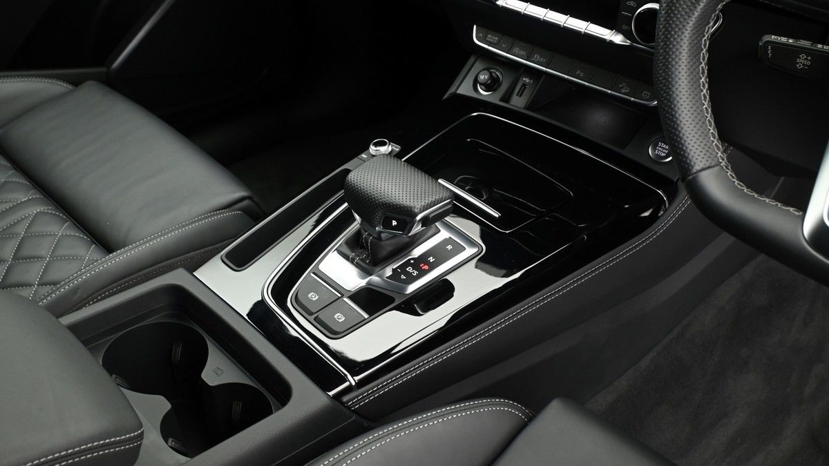 Audi Q5 Image 2